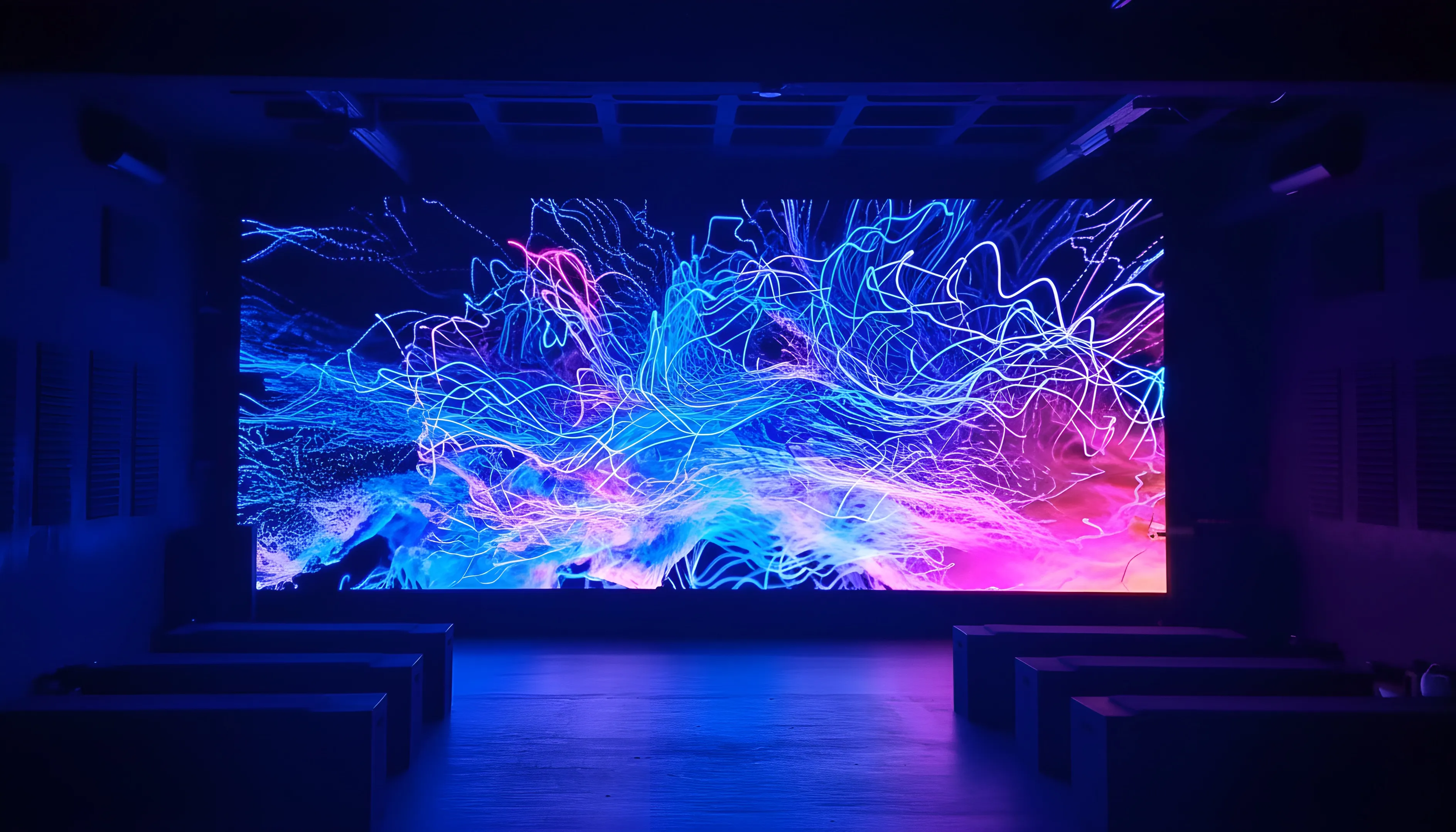 P61 Gallery — LED-Wand mit digitaler Kunst
